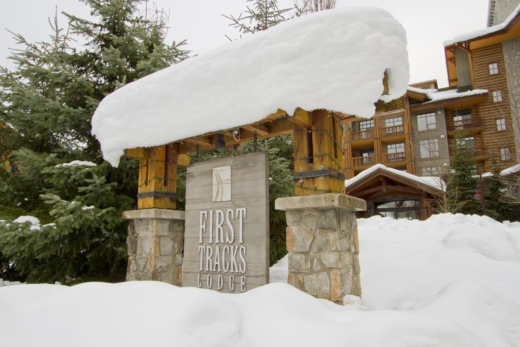 First Tracks Lodge Whistler Exterior photo